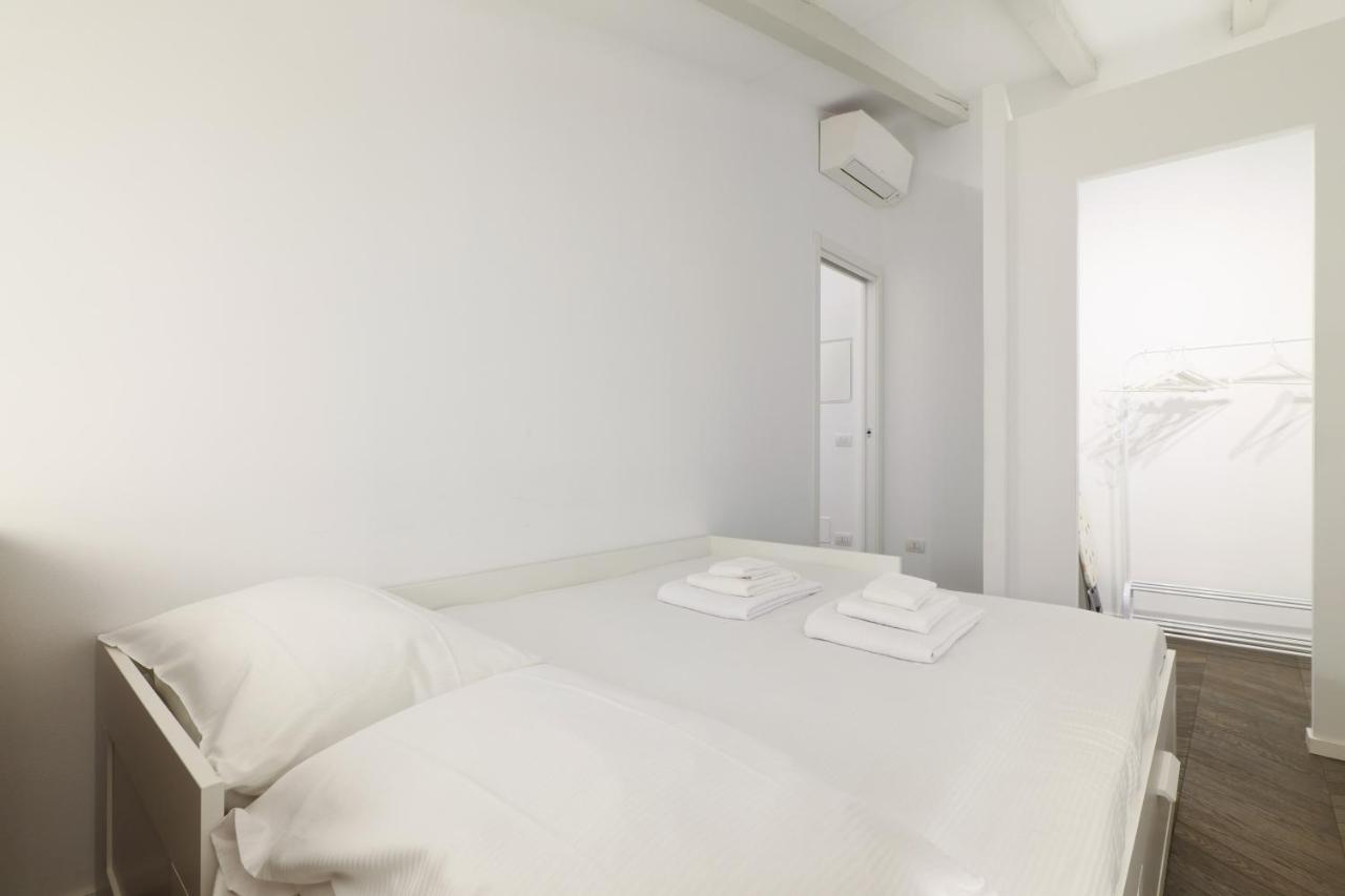 Prestige Boutique Homes - Il Nido Dei Navigli Milánó Kültér fotó