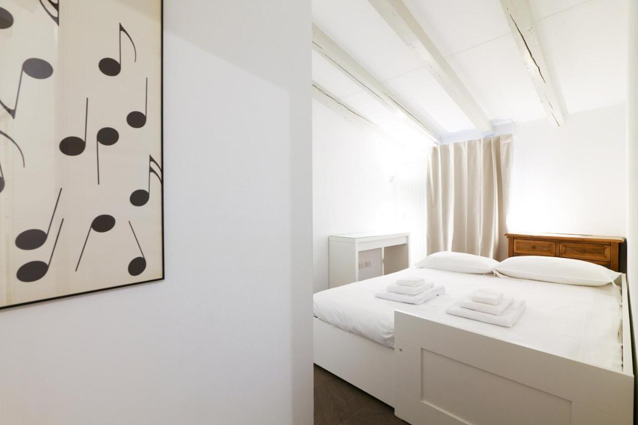 Prestige Boutique Homes - Il Nido Dei Navigli Milánó Kültér fotó